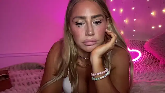 Fitnessbabe69 online show from 11/26/25, 12:17