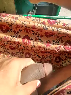 Kolkata   Boy online show from 01/05/25, 07:38