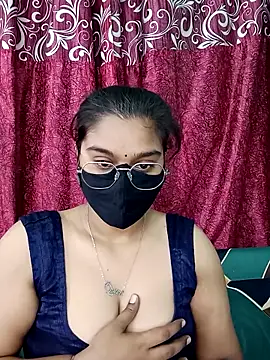Snapshot of Jasmine_jaaan chatting on 05/02/26, 05:56 Jasmine jaaan online show from 05/02/26, 05:56